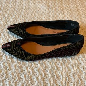 Embroidered, pointed toe, boho flats